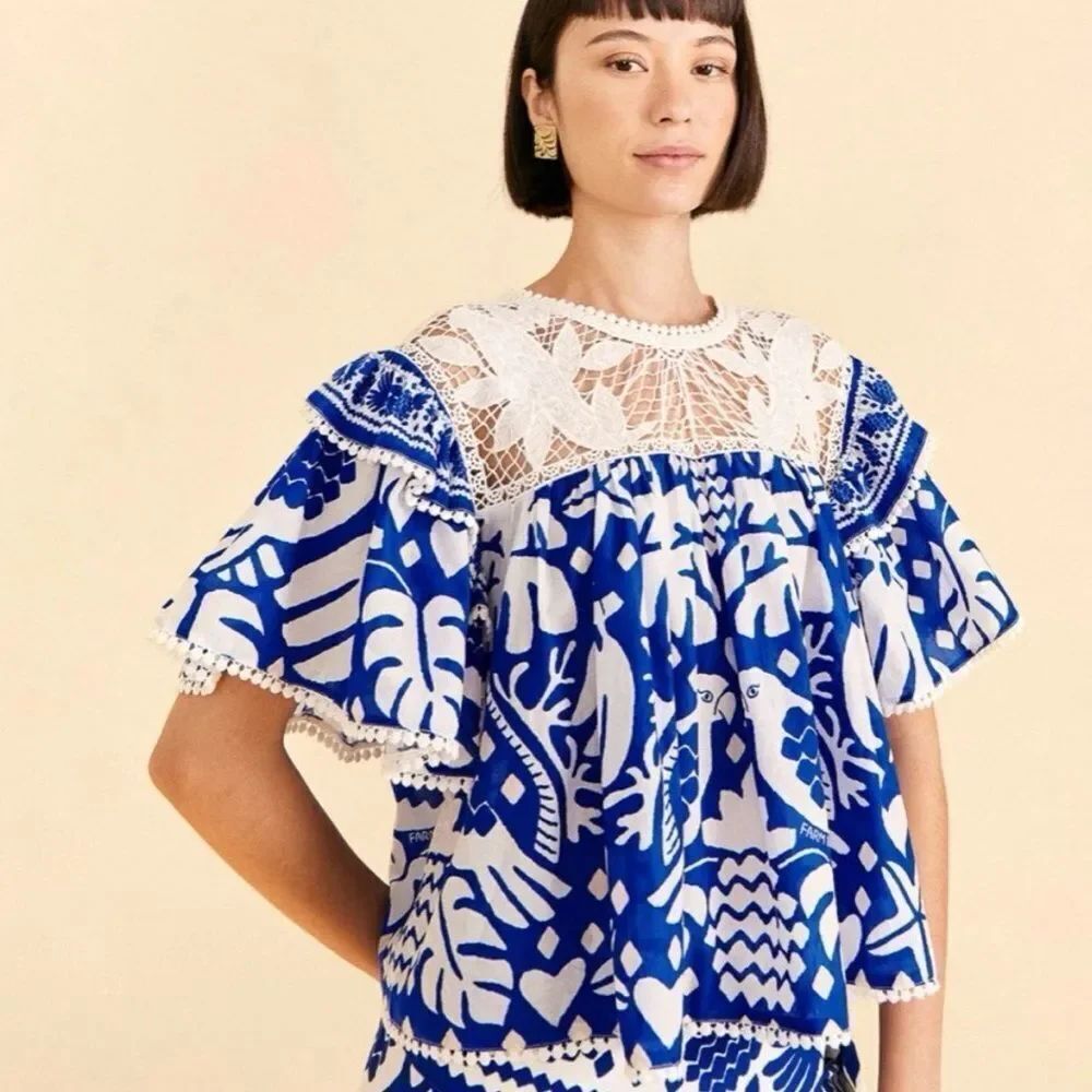 FARM RIO Navy Blue Jungle Scarf Lace
Ruffle Sleeve Blouse